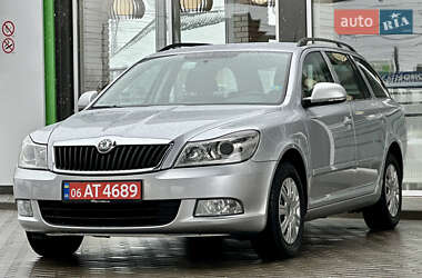 Універсал Skoda Octavia 2009 в Житомирі