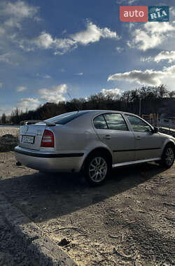Лифтбек Skoda Octavia 2008 в 