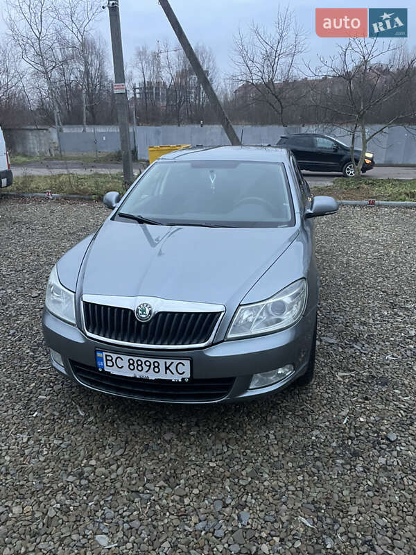 Лифтбек Skoda Octavia 2012 в Львове