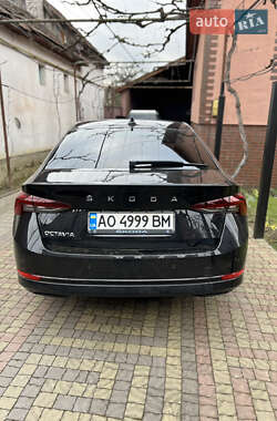 Лифтбек Skoda Octavia 2020 в 