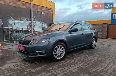 Универсал Skoda Octavia 2019 в Луцке