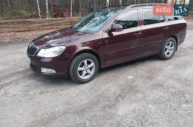 Універсал Skoda Octavia 2010 в Луцьку