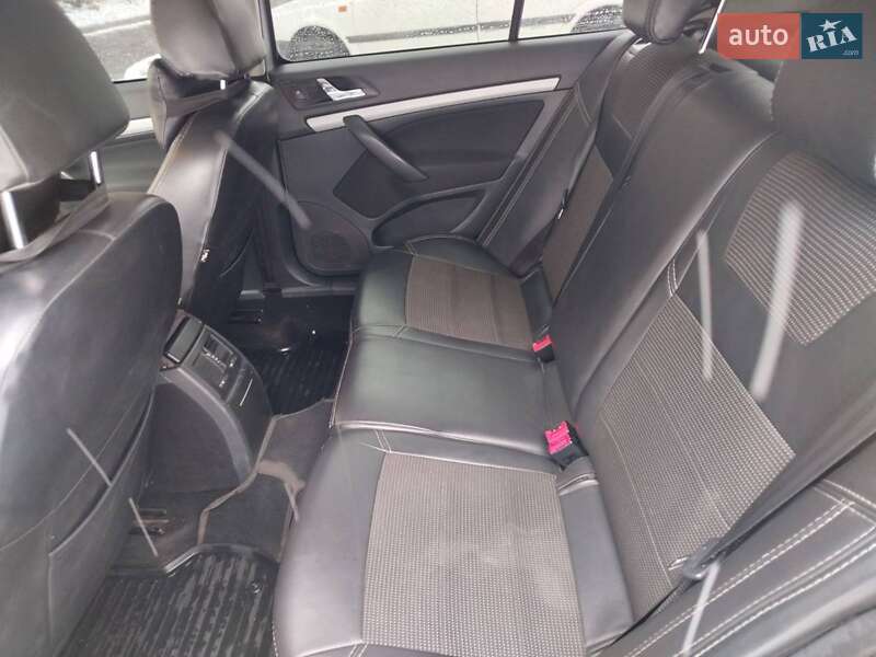 Ліфтбек Skoda Octavia 2012 в Вінниці