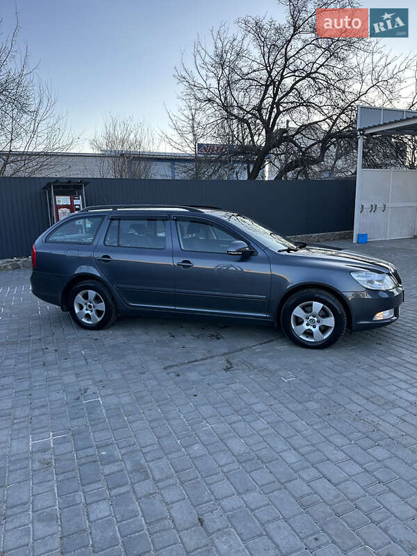 Универсал Skoda Octavia 2011 в Первомайске фото 36 Универсал Skoda Octavia 2011 в Первомайске