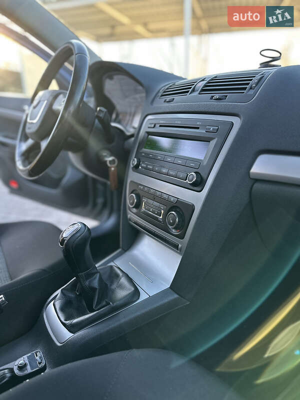 Универсал Skoda Octavia 2011 в Первомайске фото 110 Универсал Skoda Octavia 2011 в Первомайске