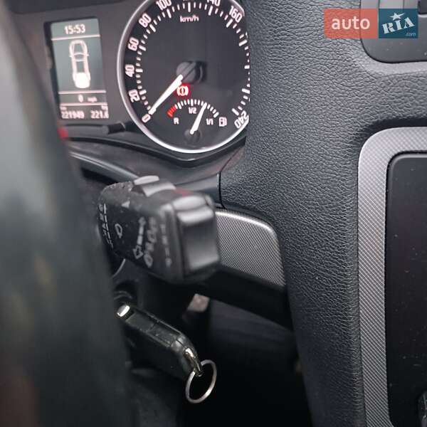 Универсал Skoda Octavia 2009 в Кельменцах