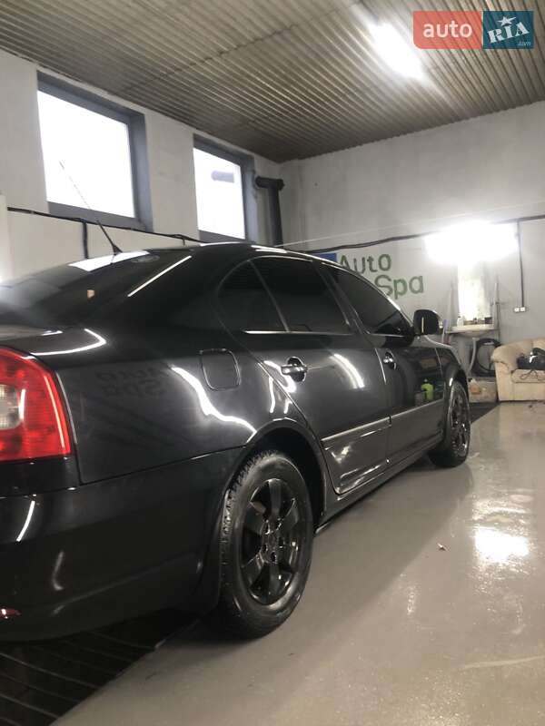 Лифтбек Skoda Octavia 2009 в Золочеве