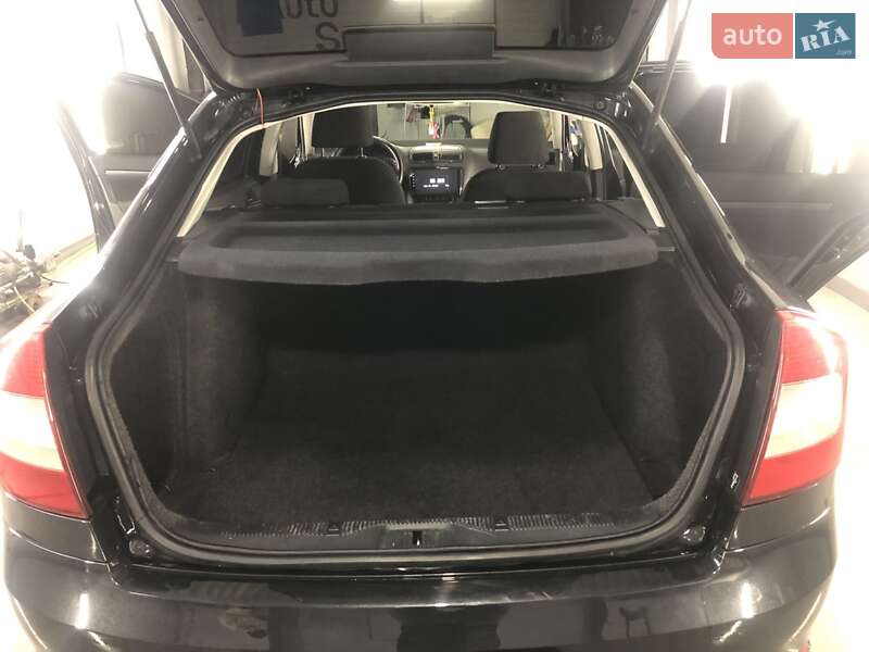 Лифтбек Skoda Octavia 2009 в Золочеве