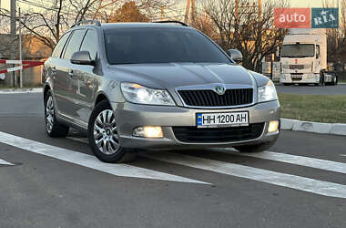 Універсал Skoda Octavia 2011 в Одесі