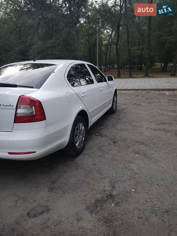 Лифтбек Skoda Octavia 2012 в Пятихатках