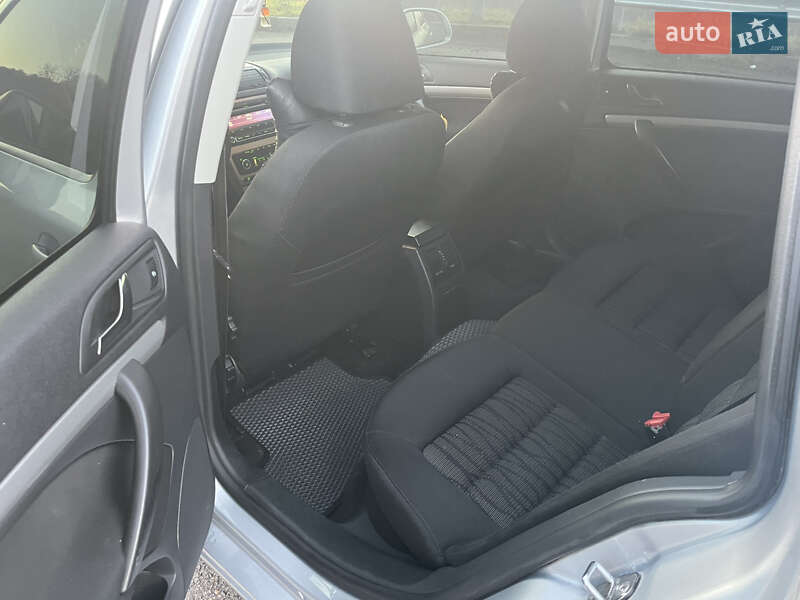 Универсал Skoda Octavia 2009 в Ямполе