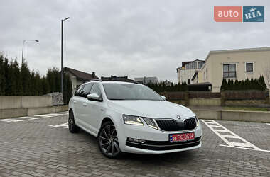 Универсал Skoda Octavia 2019 в Ровно