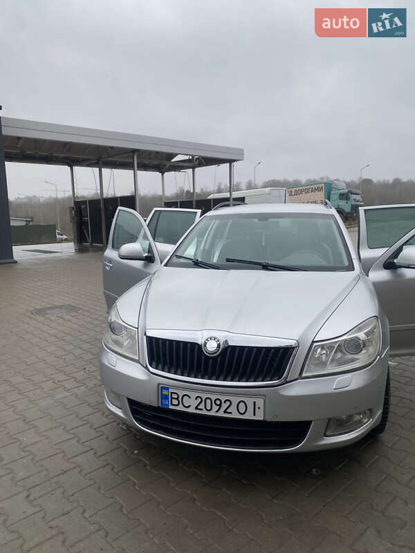 Универсал Skoda Octavia 2012 в Львове