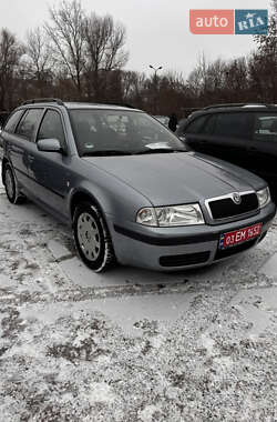 Універсал Skoda Octavia 2004 в Чернігові