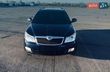 Універсал Skoda Octavia 2011 в Ужгороді