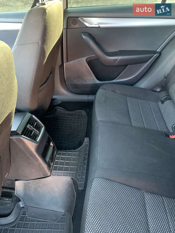 Универсал Skoda Octavia 2014 в Межгорье