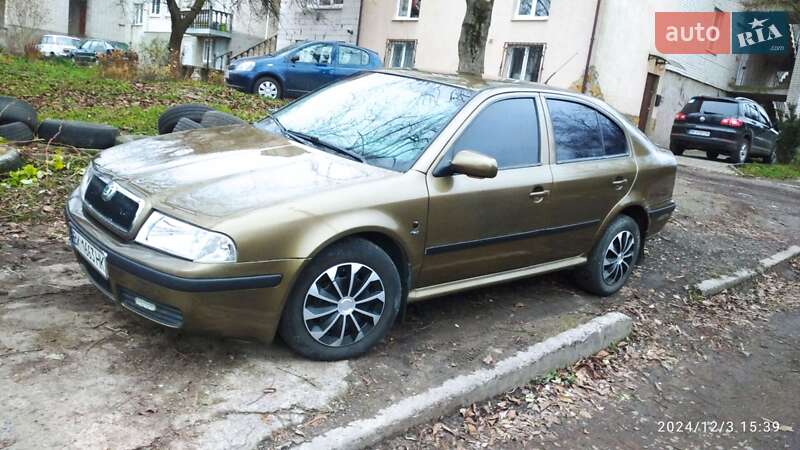 Лифтбек Skoda Octavia 1997 в Ровно