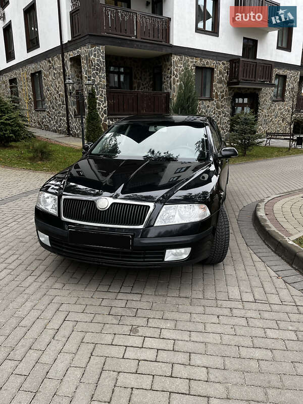 Лифтбек Skoda Octavia 2008 в 