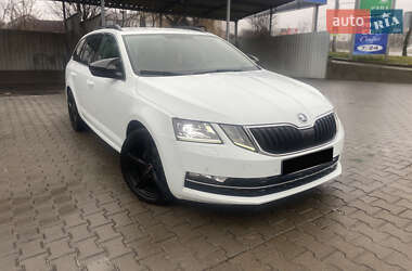 Універсал Skoda Octavia 2017 в Хмельницькому