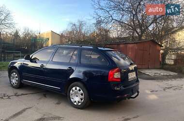 Універсал Skoda Octavia 2012 в Ужгороді