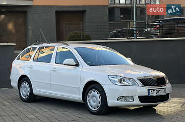 Универсал Skoda Octavia 2012 в 