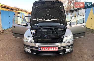 Универсал Skoda Octavia 2007 в Коростене