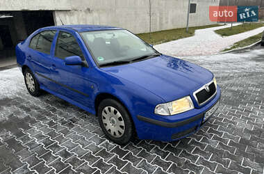 Лифтбек Skoda Octavia 2009 в 
