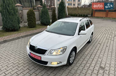 Універсал Skoda Octavia 2010 в Луцьку