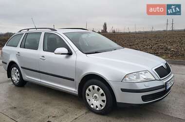 Універсал Skoda Octavia 2008 в Полтаві