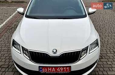 Универсал Skoda Octavia 2019 в Луцке