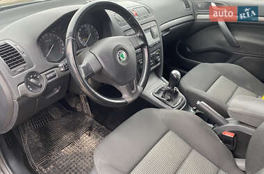 Універсал Skoda Octavia 2006 в Сарнах