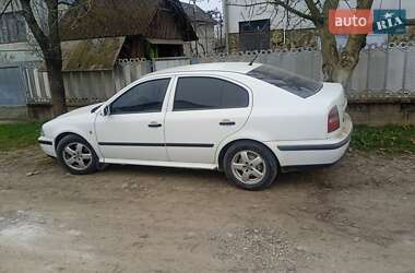 Ліфтбек Skoda Octavia 1997 в Буштино