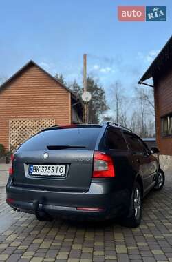 Універсал Skoda Octavia 2009 в Сарнах