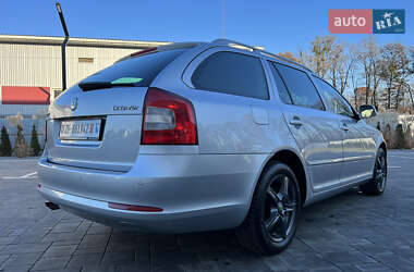 Универсал Skoda Octavia 2010 в Луцке