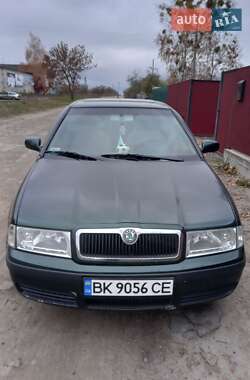 Ліфтбек Skoda Octavia 2003 в Дубровиці