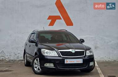 Универсал Skoda Octavia 2012 в 