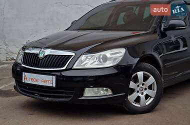 Универсал Skoda Octavia 2012 в 