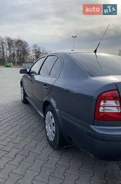 Лифтбек Skoda Octavia 2008 в Черновцах