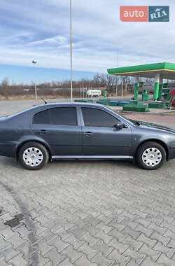 Лифтбек Skoda Octavia 2008 в Черновцах