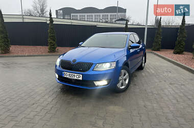 Лифтбек Skoda Octavia 2015 в Цумани