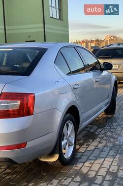 Ліфтбек Skoda Octavia 2014 в Калуші