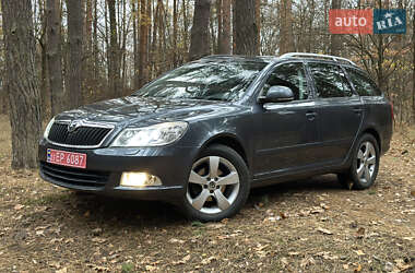 Універсал Skoda Octavia 2010 в Сумах