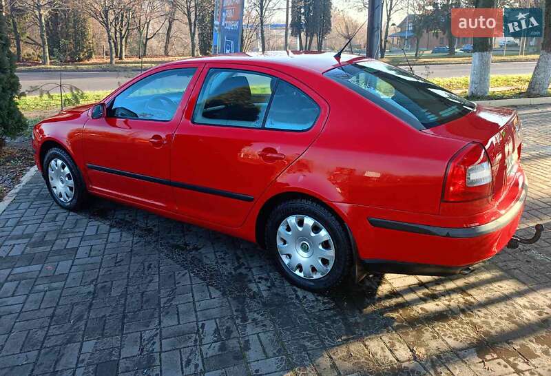 Лифтбек Skoda Octavia 2006 в Дубно