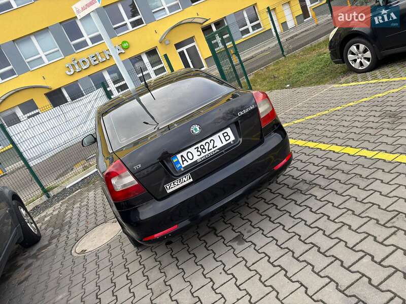 Ліфтбек Skoda Octavia 2011 в Ужгороді