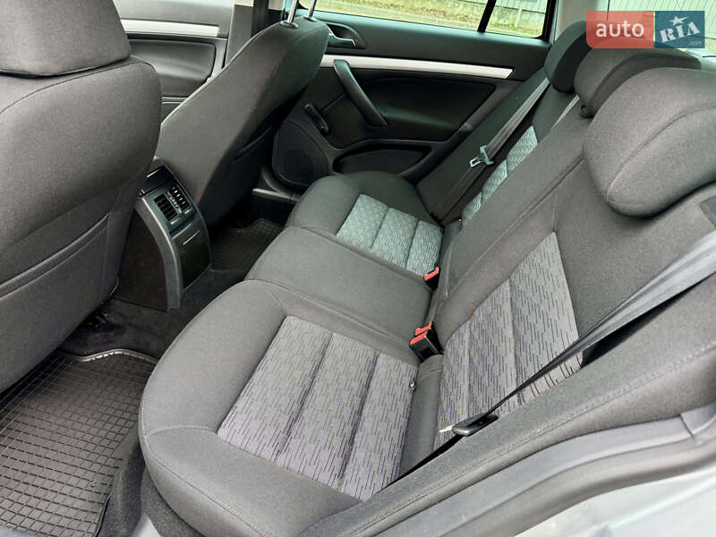 Универсал Skoda Octavia 2011 в Ужгороде