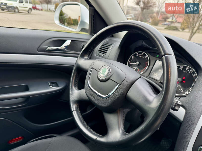 Универсал Skoda Octavia 2011 в Ужгороде