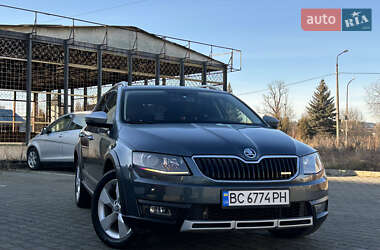 Універсал Skoda Octavia 2015 в Дрогобичі