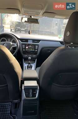 Универсал Skoda Octavia 2015 в 