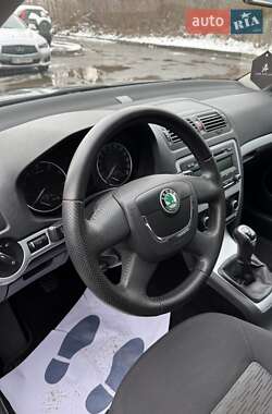 Лифтбек Skoda Octavia 2011 в 
