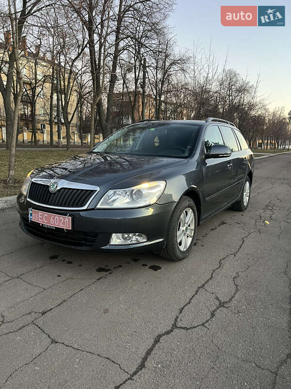 Универсал Skoda Octavia 2011 в Сумах